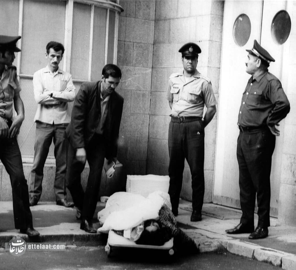 خودکشی۶۰ نفر در تهران طی دو روز/ علت چه بود؟ خودکشی۶۰ نفر در تهران طی دو روز/ علت چه بود؟