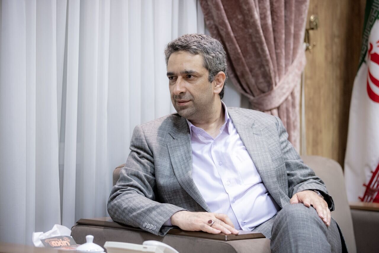  معاون ارتباطات و اطلاع‌رسانی دفتر رئیس‌جمهور: مردم تندروها را دوست ندارند/ ‎پزشکیان سمت مردم ایستاده است