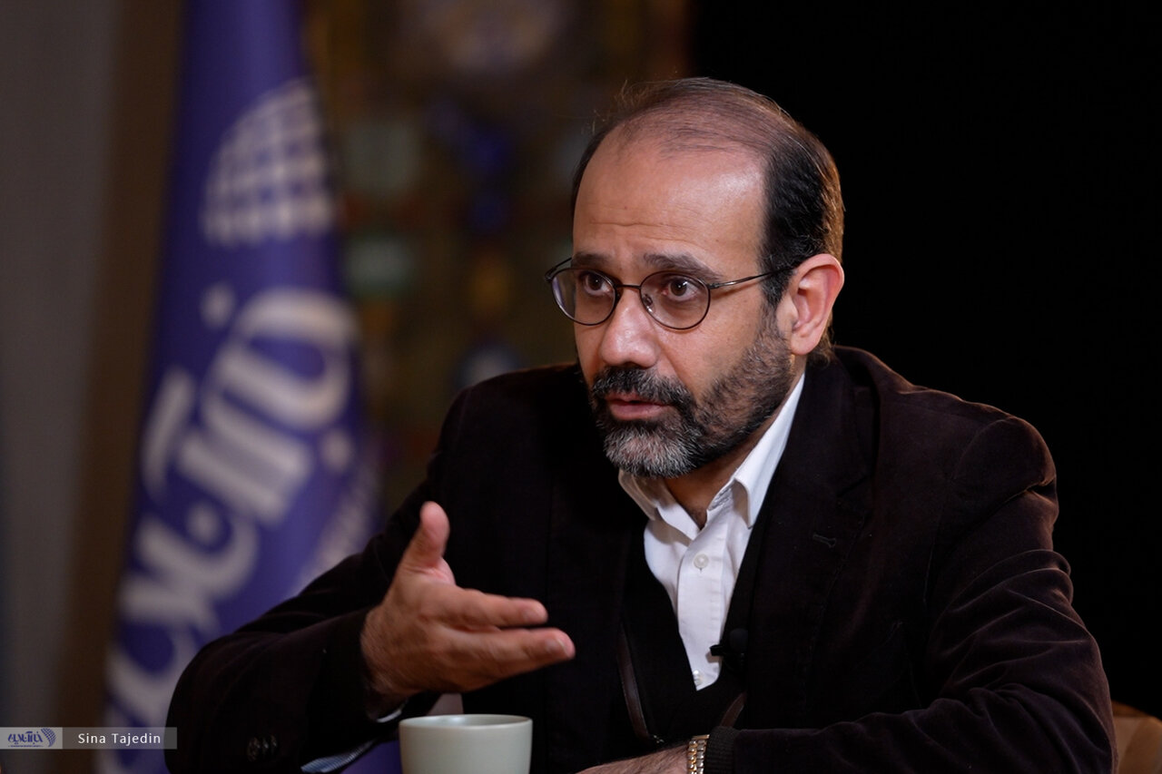 خطای راهبردی در فهم اعتراضات/ مجاهدی: تقلیل اعتراضات اجتماعی به «ناآرامی و اغتشاش» مانع از حل ریشه‌ای بحران‌ها می‌شود