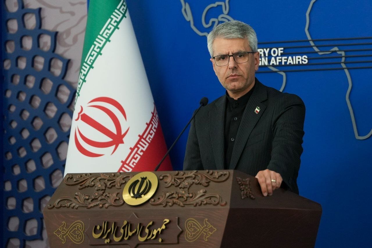 پاسخ بقائی به روبیو: کافر همه را به کیش خود پندارد