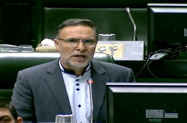 عذرخواهی از خانواده مهسا امینی/ نماینده ملایر: لفظ نامناسبی برای مرحوم خانم امینی به کار بردم و از خانواده محترم ایشان عذرخواهی میکنم عذرخواهی از خانواده مهسا امینی/ نماینده ملایر: لفظ نامناسبی برای مرحوم خانم امینی به کار بردم و از خانواده محترم ایشان عذرخواهی میکنم
